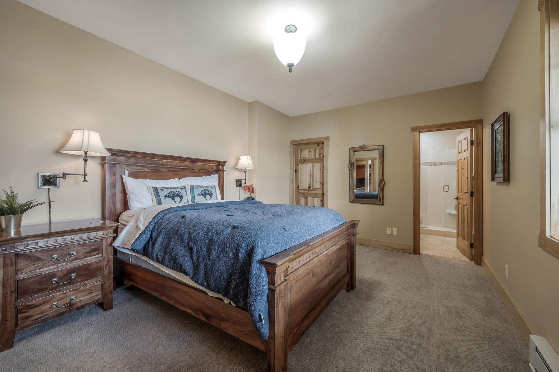 Sagle, Idaho, 83860, United States, 5 Bedrooms Bedrooms, ,6 BathroomsBathrooms,Residential,For Sale,1978919