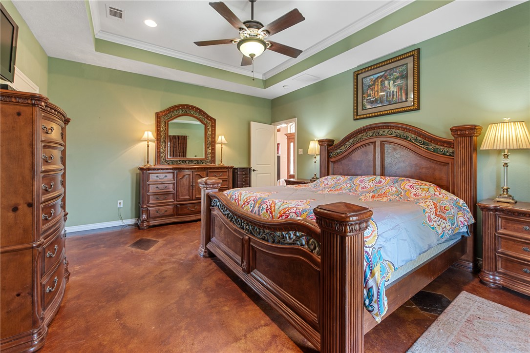 Normangee, Texas, 77871, United States, 4 Bedrooms Bedrooms, ,3 BathroomsBathrooms,Residential,For Sale,1910643