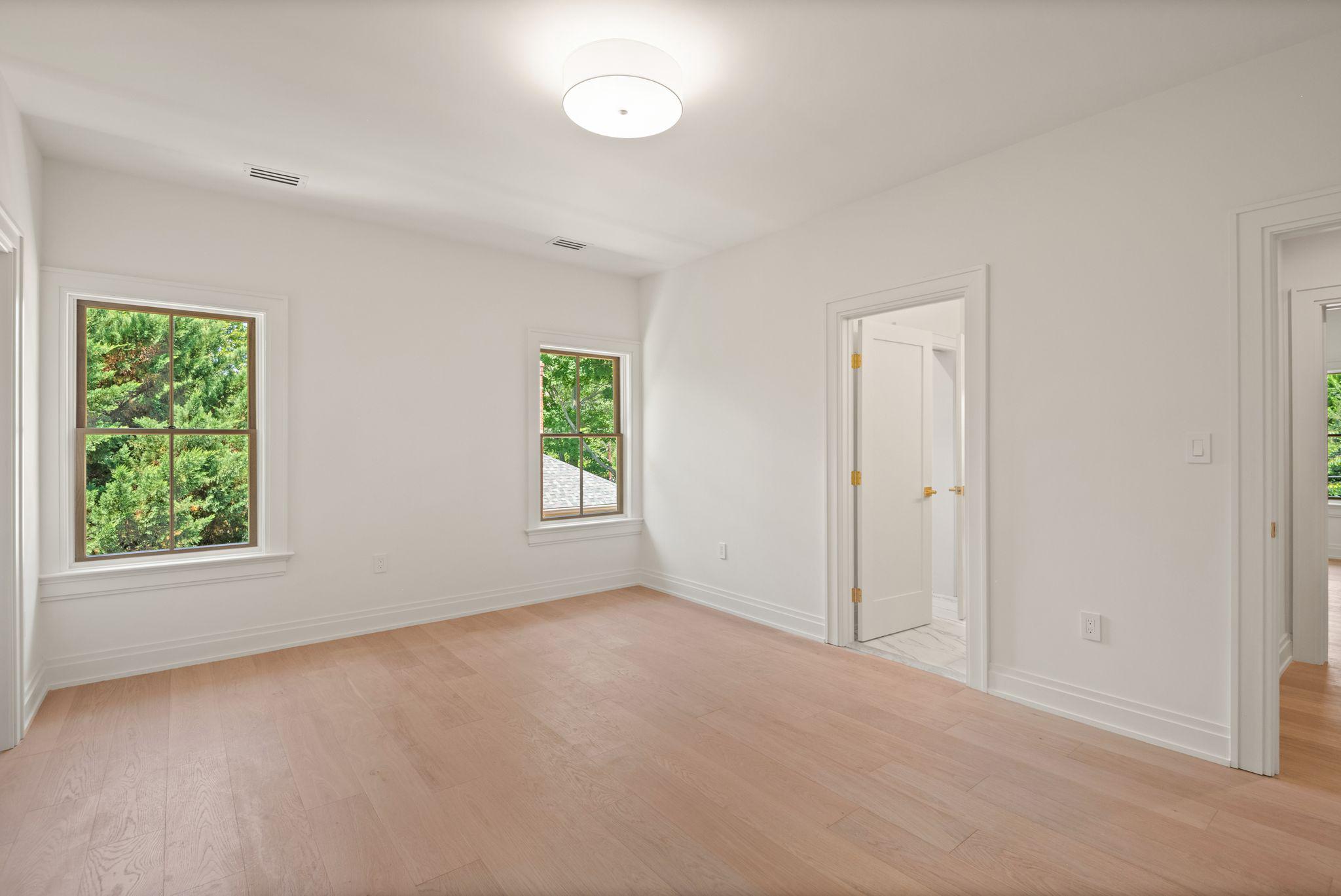  5022 Cathedral Avenue NW, Washington, DC, 20016 - 物件實景