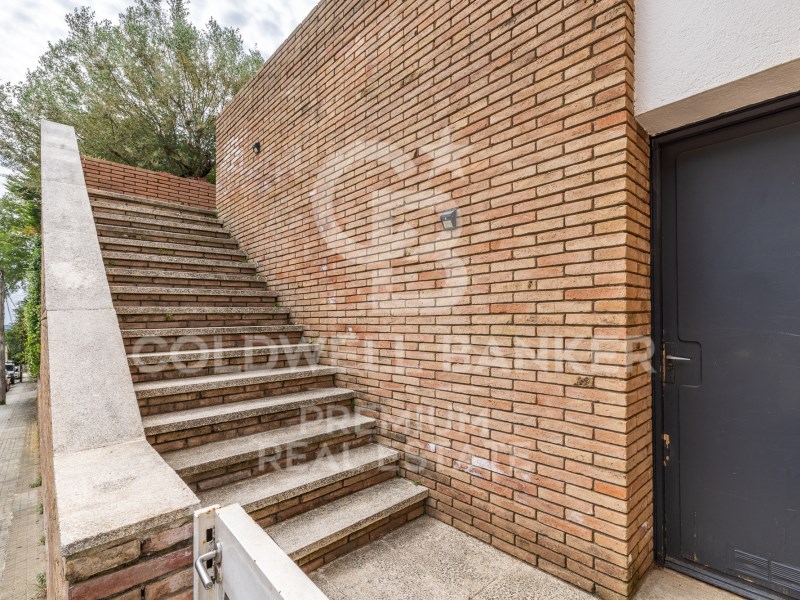 Cerdanyola del Vallès, Catalonia, ES, 4 Bedrooms Bedrooms, ,3 BathroomsBathrooms,Residential,For Sale,1856744