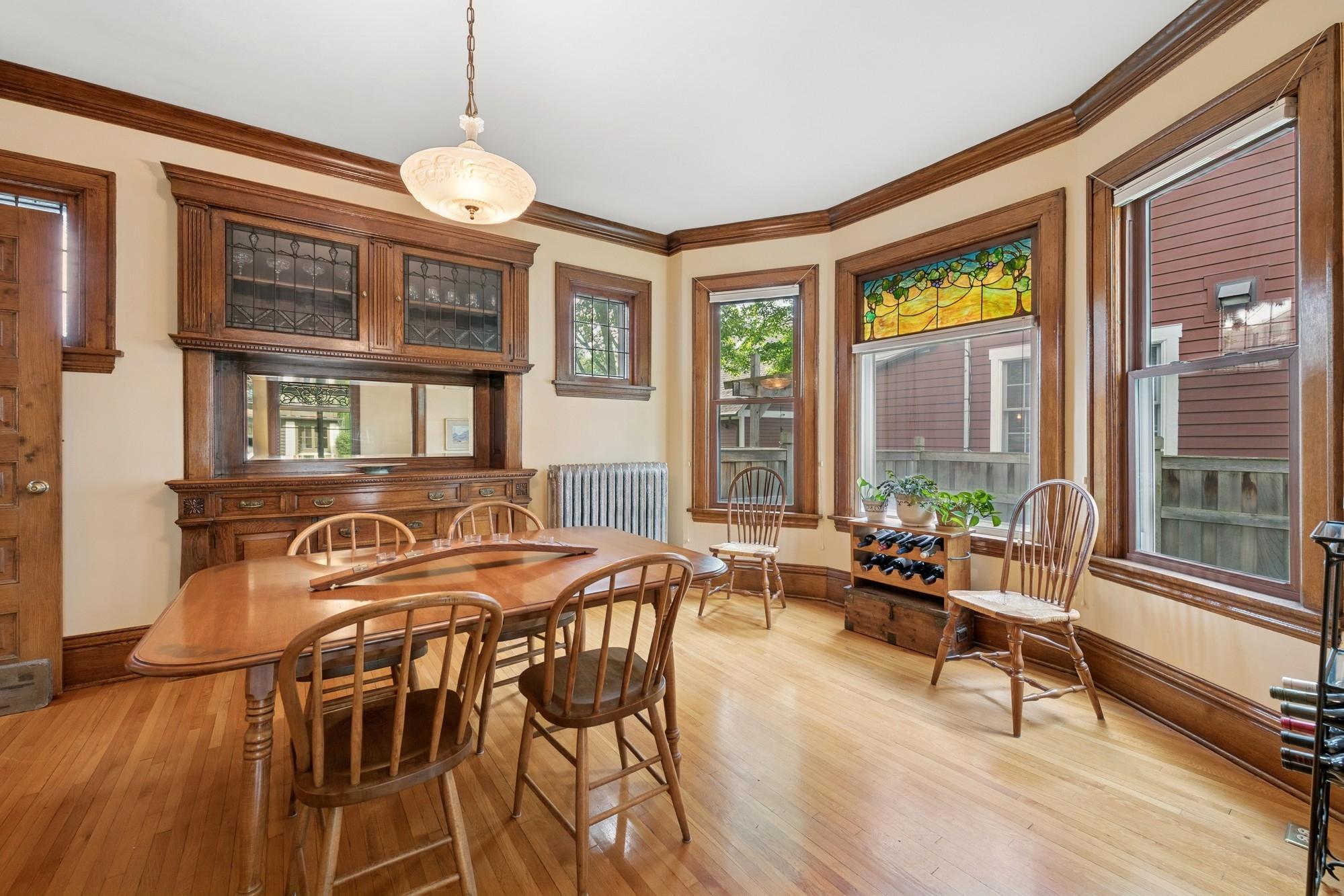 Minneapolis, Minnesota, 55408, United States, 4 Bedrooms Bedrooms, ,2 BathroomsBathrooms,Residential,For Sale,1919825