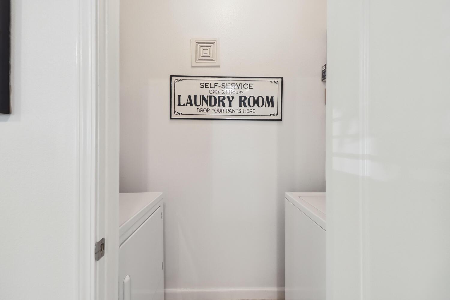 Davis, California, 95618, United States, 2 Bedrooms Bedrooms, ,2 BathroomsBathrooms,Residential,For Sale,1874758