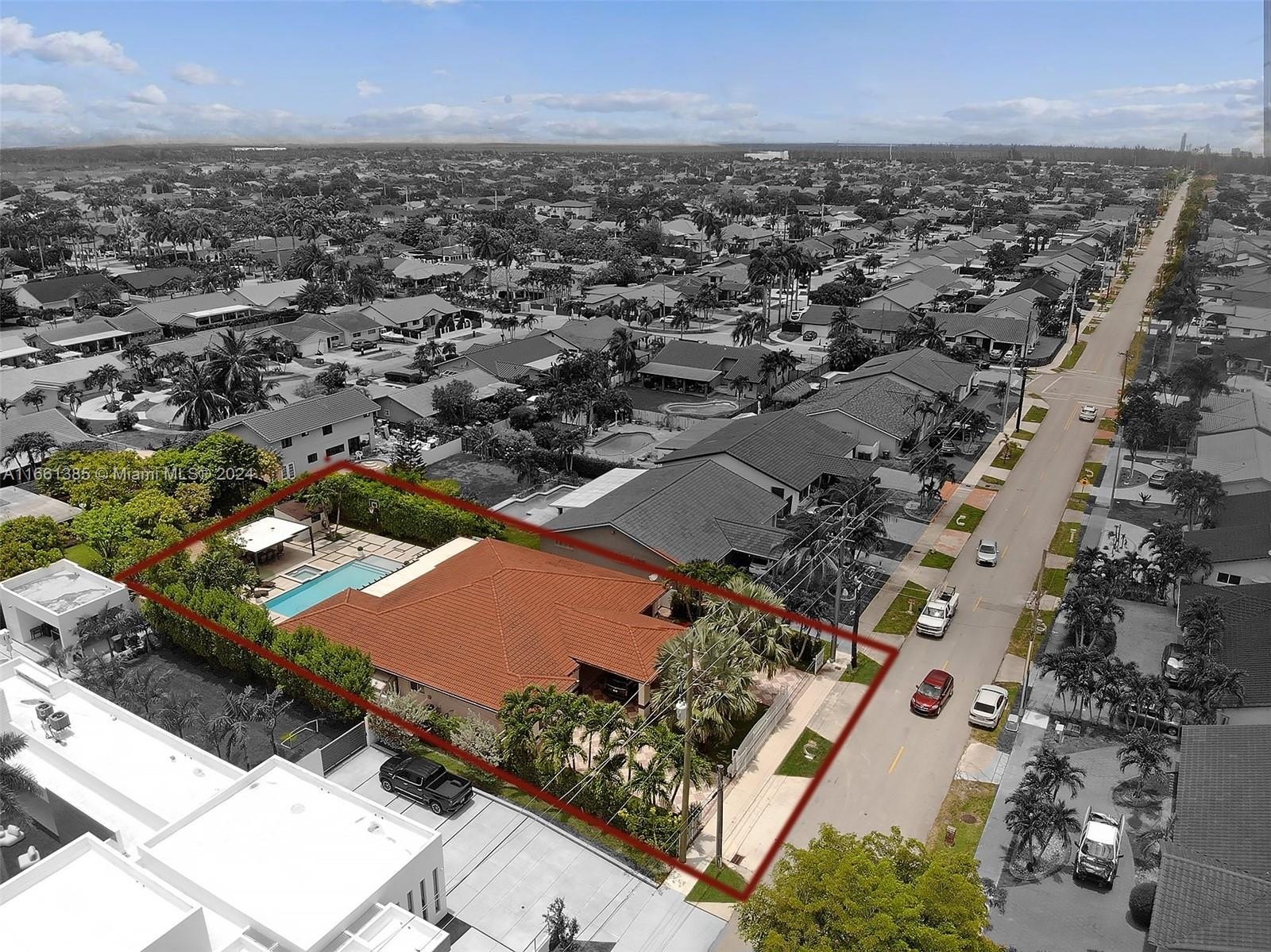 Miami, Florida, 33175, United States, 5 Bedrooms Bedrooms, ,4 BathroomsBathrooms,Residential,For Sale,1978992