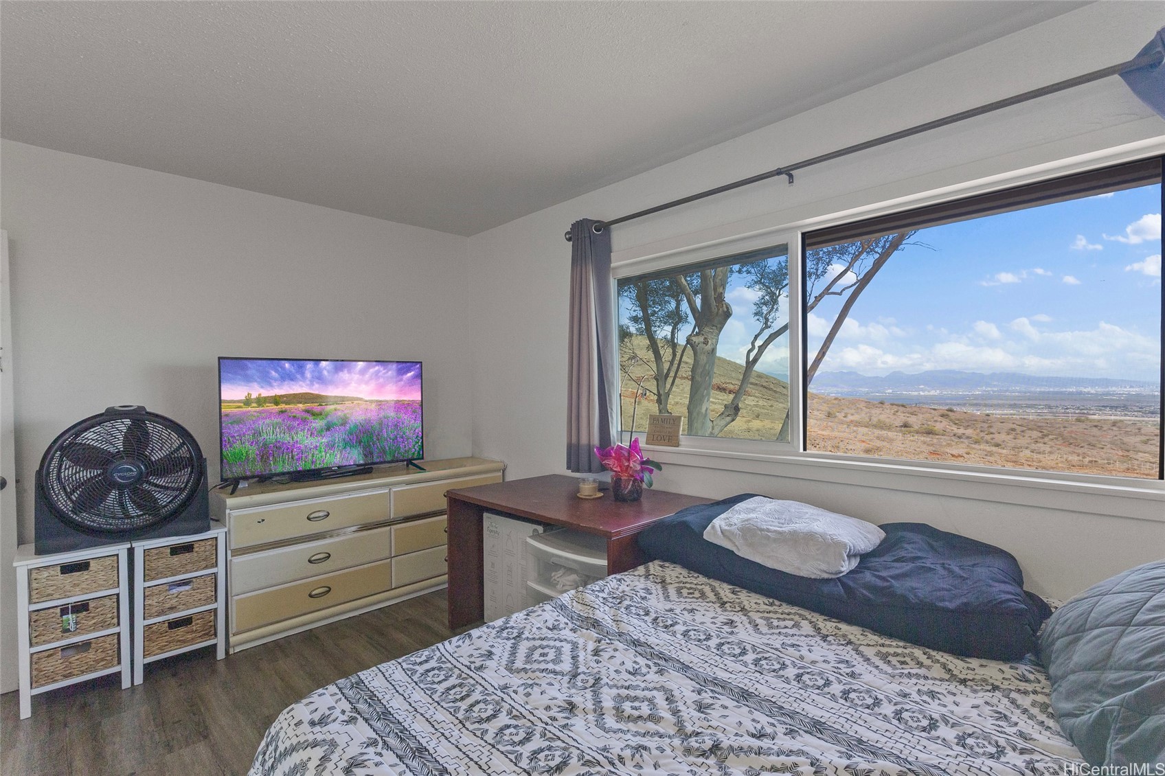 Kapolei, Hawaii, 96707, United States, 3 Bedrooms Bedrooms, ,2 BathroomsBathrooms,Residential,For Sale,1985289