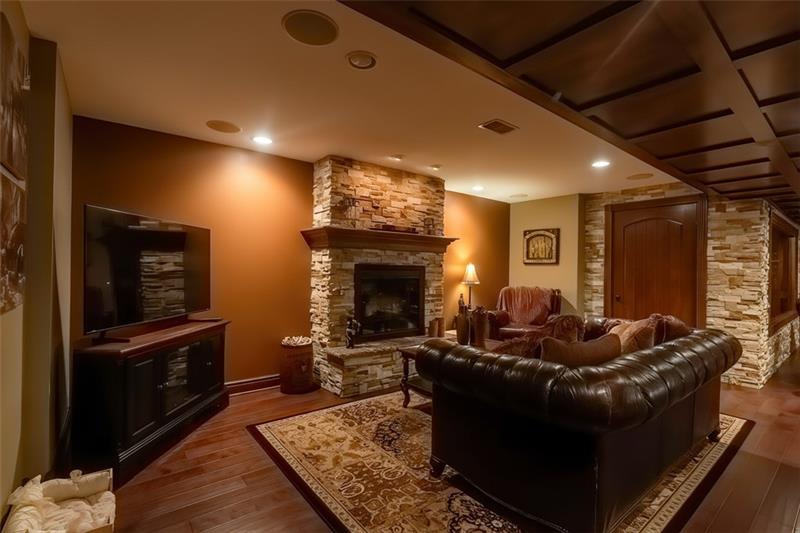 Finleyville, Pennsylvania, 15332, United States, 4 Bedrooms Bedrooms, ,4 BathroomsBathrooms,Residential,For Sale,1985685