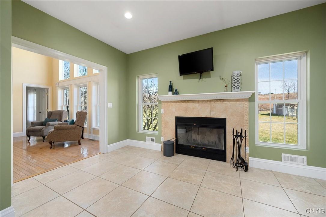 Augusta, New York, 13425, United States, 4 Bedrooms Bedrooms, ,5 BathroomsBathrooms,Residential,For Sale,1999088