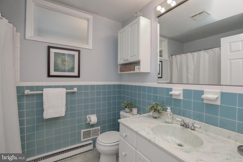 Morrisville, Pennsylvania, 19067, United States, 4 Bedrooms Bedrooms, ,3 BathroomsBathrooms,Residential,For Sale,1907545