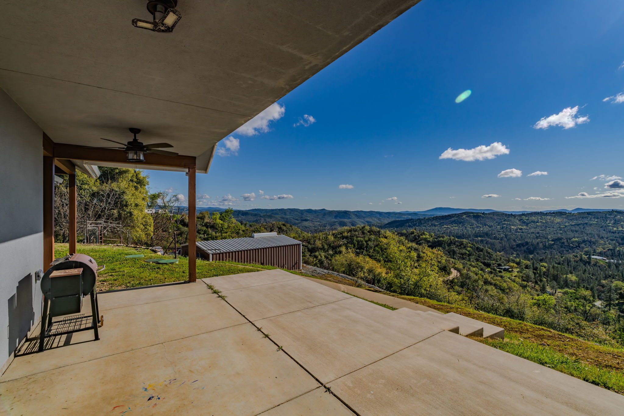  9515 Ham Luddy Road, Mountain Ranch, CA 95246 - 物件實景