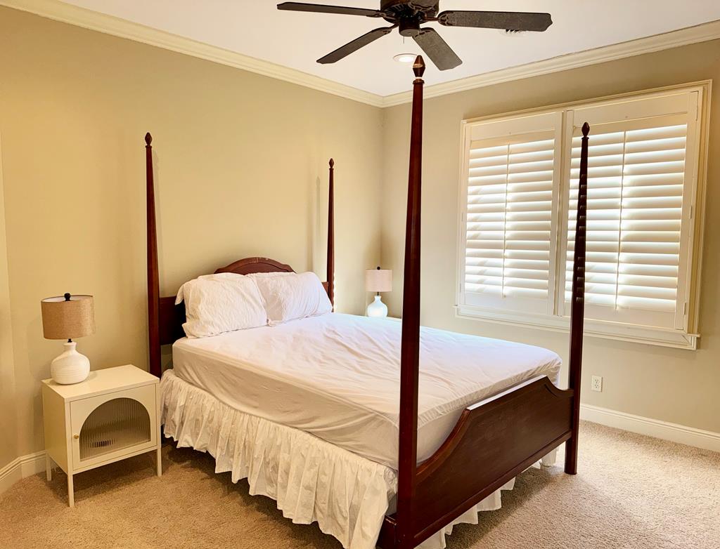 OXFORD, Mississippi, 38655, United States, 6 Bedrooms Bedrooms, ,4 BathroomsBathrooms,Residential,For Sale,1991856