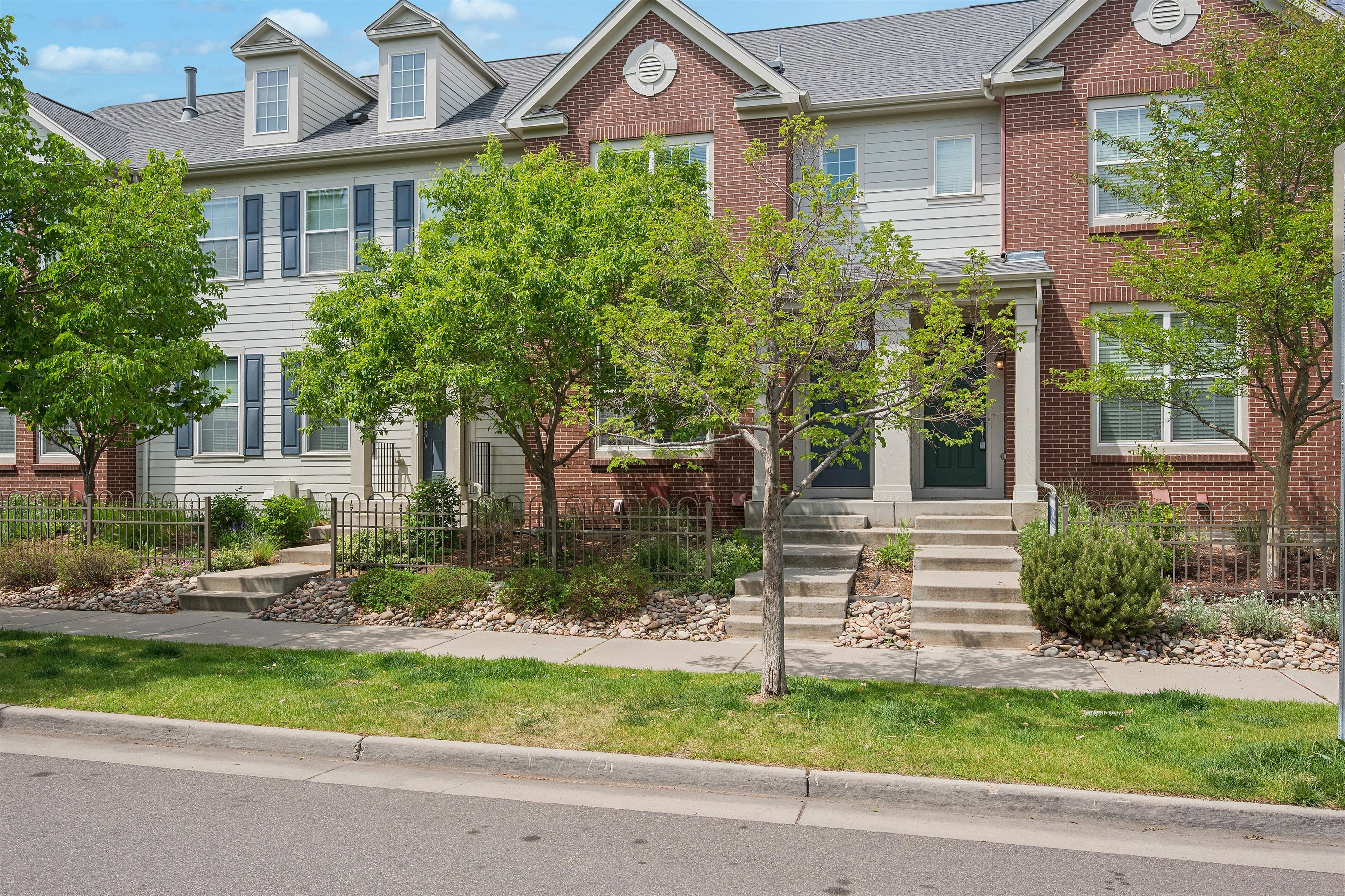  Charming Townhome In Sought After Central Park Location - 物件實景