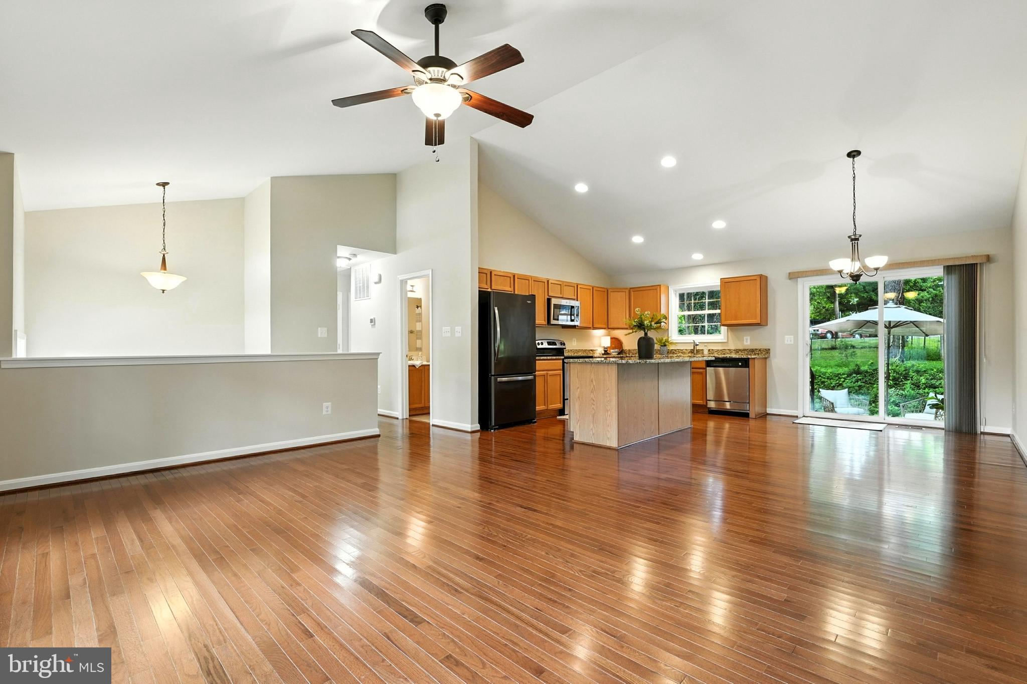 Warrenton, Virginia, 20186, United States, 3 Bedrooms Bedrooms, ,3 BathroomsBathrooms,Residential,For Sale,1930578