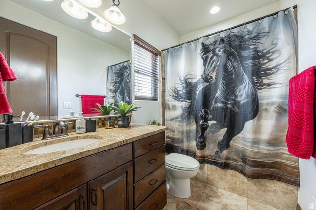 St. George, Utah, 84790, United States, 5 Bedrooms Bedrooms, ,4 BathroomsBathrooms,Residential,For Sale,2005572