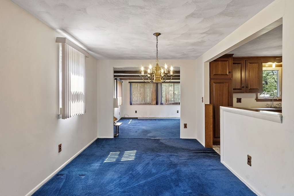 Peabody, Massachusetts, 01960, United States, 4 Bedrooms Bedrooms, ,2 BathroomsBathrooms,Residential,For Sale,1939511