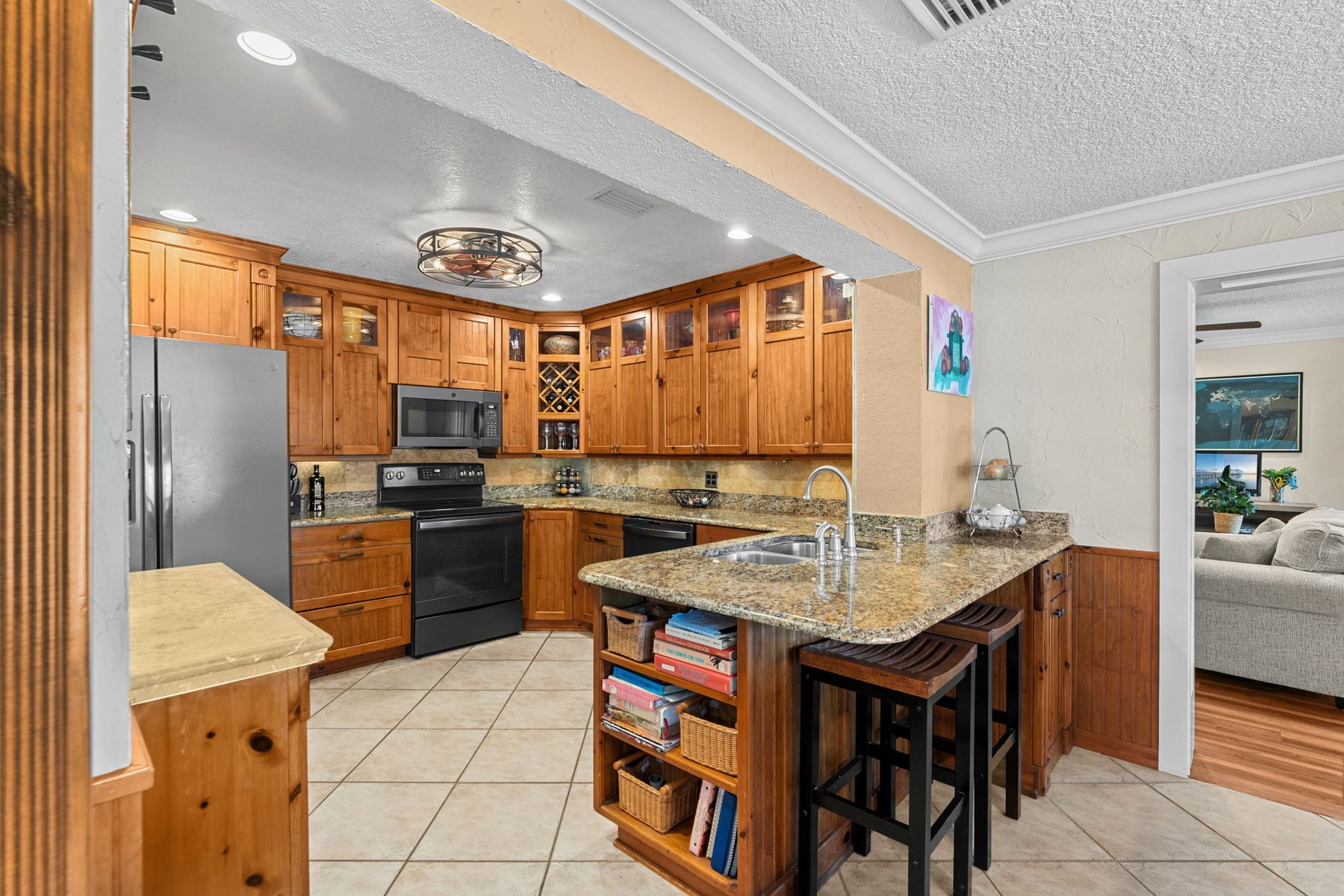  240 Deland Avenue, Indialantic, FL, 32903 - 物件實景