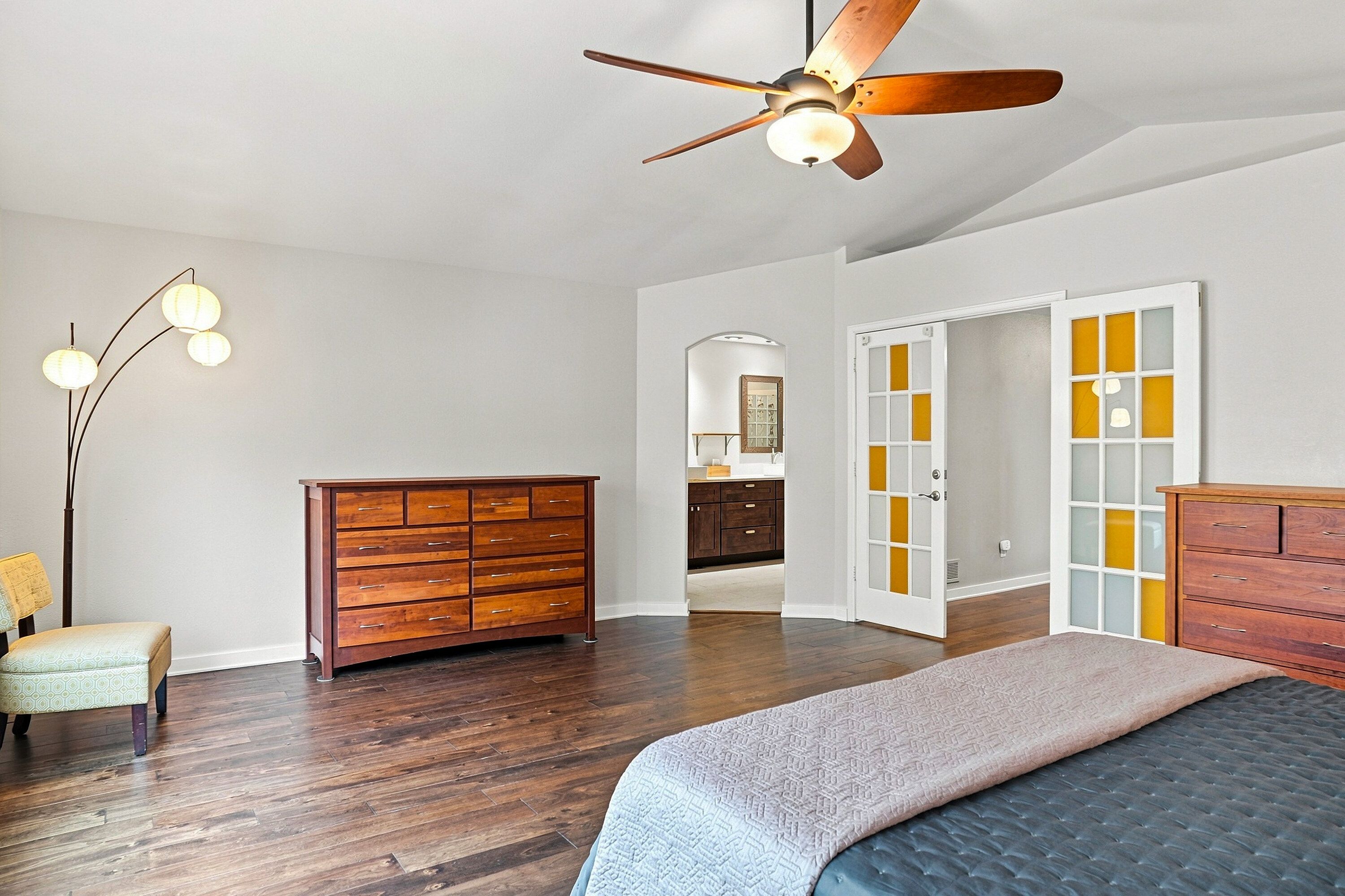  Seller is entertaining all offers  Exceptional opportunity in Hutchinson