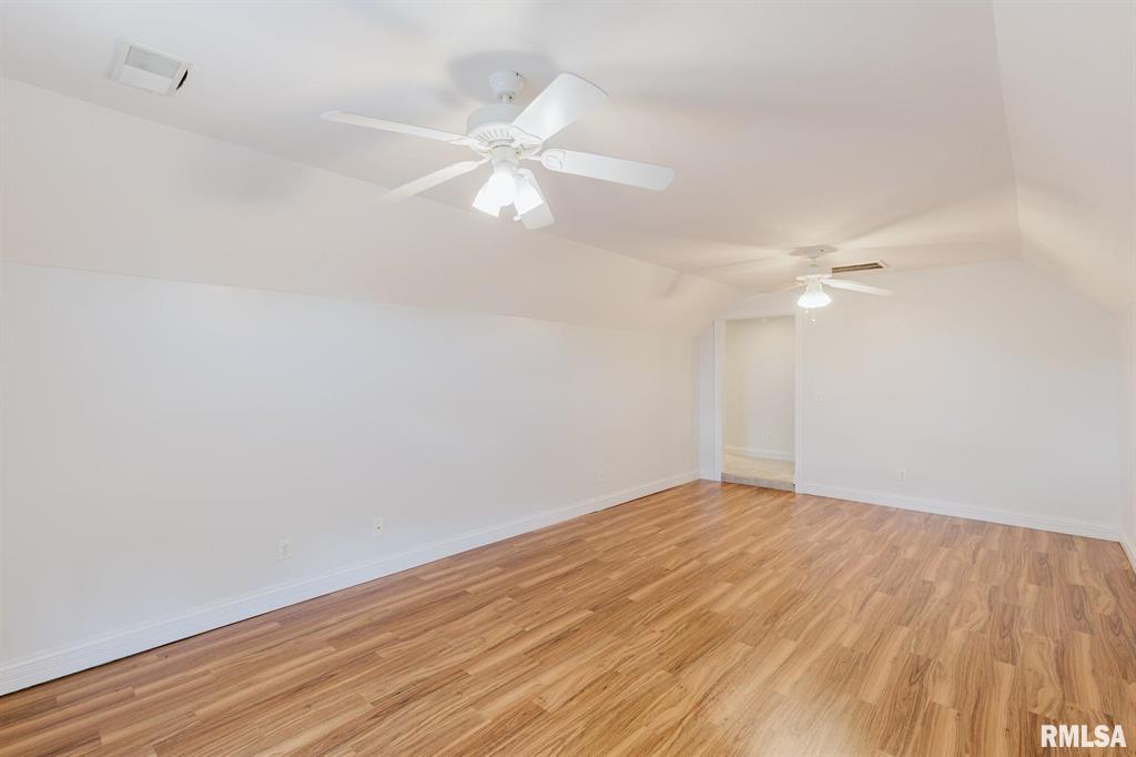 Bismarck, Illinois, 62959, United States, 5 Bedrooms Bedrooms, ,Residential,For Sale,1885319