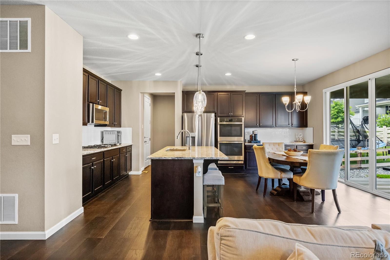 Aurora, Colorado, 80016, United States, 5 Bedrooms Bedrooms, ,5 BathroomsBathrooms,Residential,For Sale,2003486