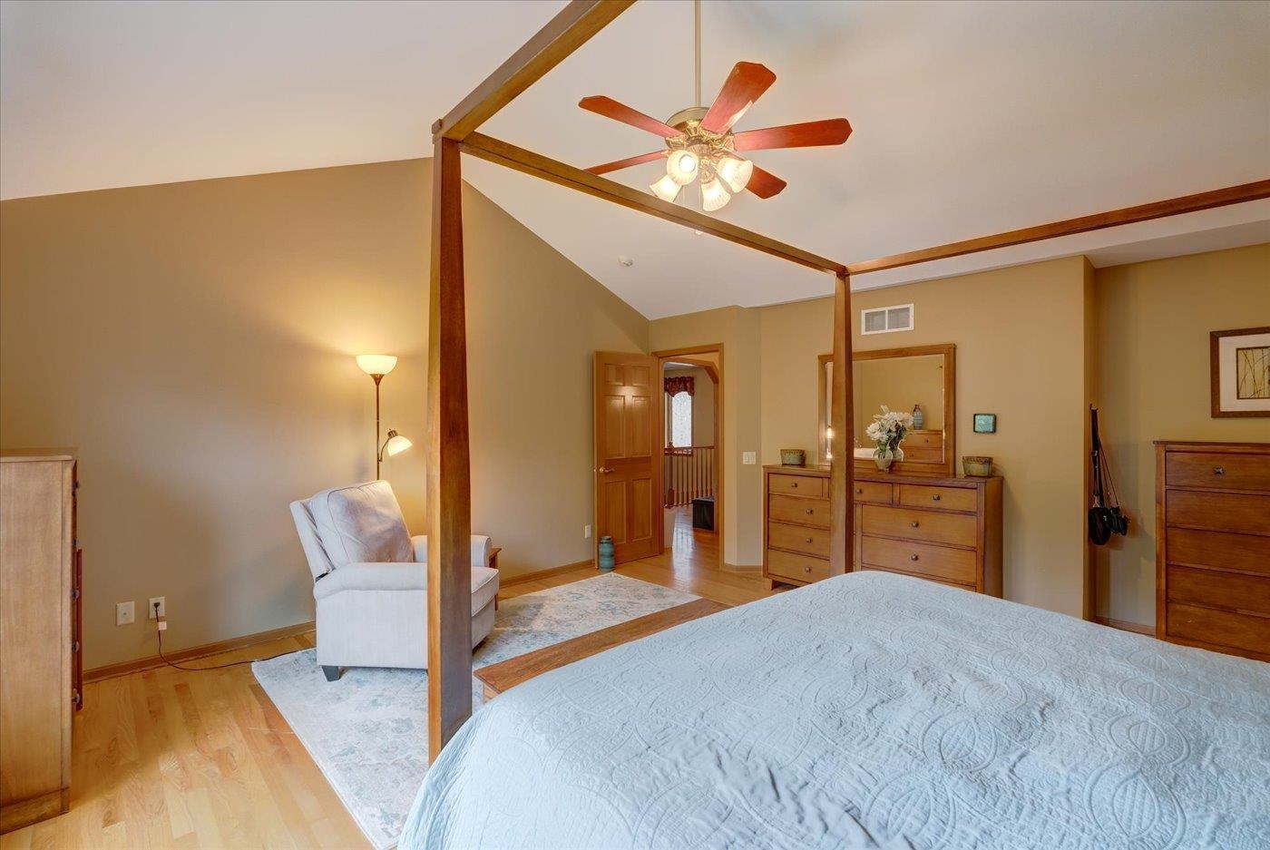 Fitchburg, Wisconsin, 53711, United States, 4 Bedrooms Bedrooms, ,4 BathroomsBathrooms,Residential,For Sale,1977409