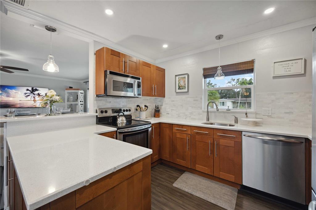 Sarasota, Florida, 34239, United States, 3 Bedrooms Bedrooms, ,2 BathroomsBathrooms,Residential,For Sale,1690637