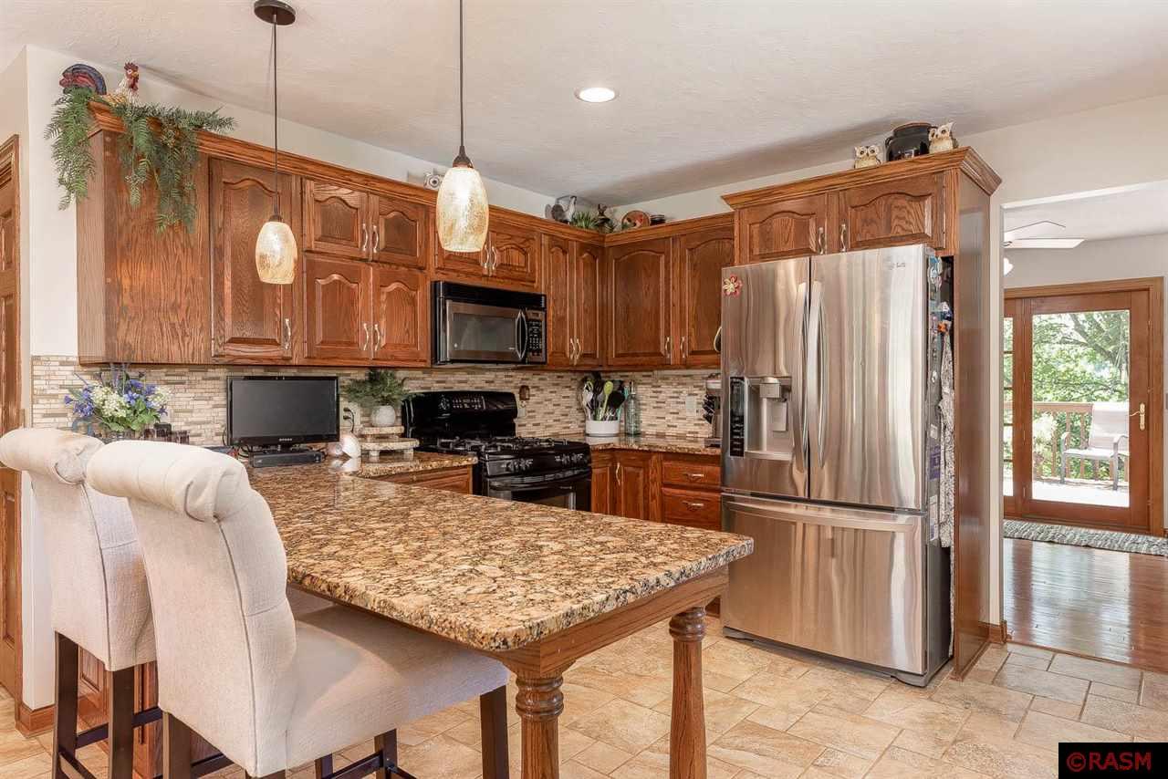 Mankato, Minnesota, 56001, United States, 5 Bedrooms Bedrooms, ,1 BathroomBathrooms,Residential,For Sale,1914135