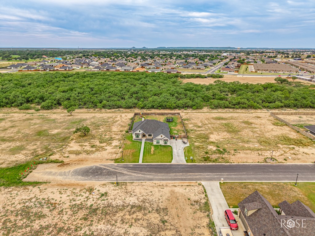 San Angelo, Texas, 76904, United States, 4 Bedrooms Bedrooms, ,3 BathroomsBathrooms,Residential,For Sale,1941771
