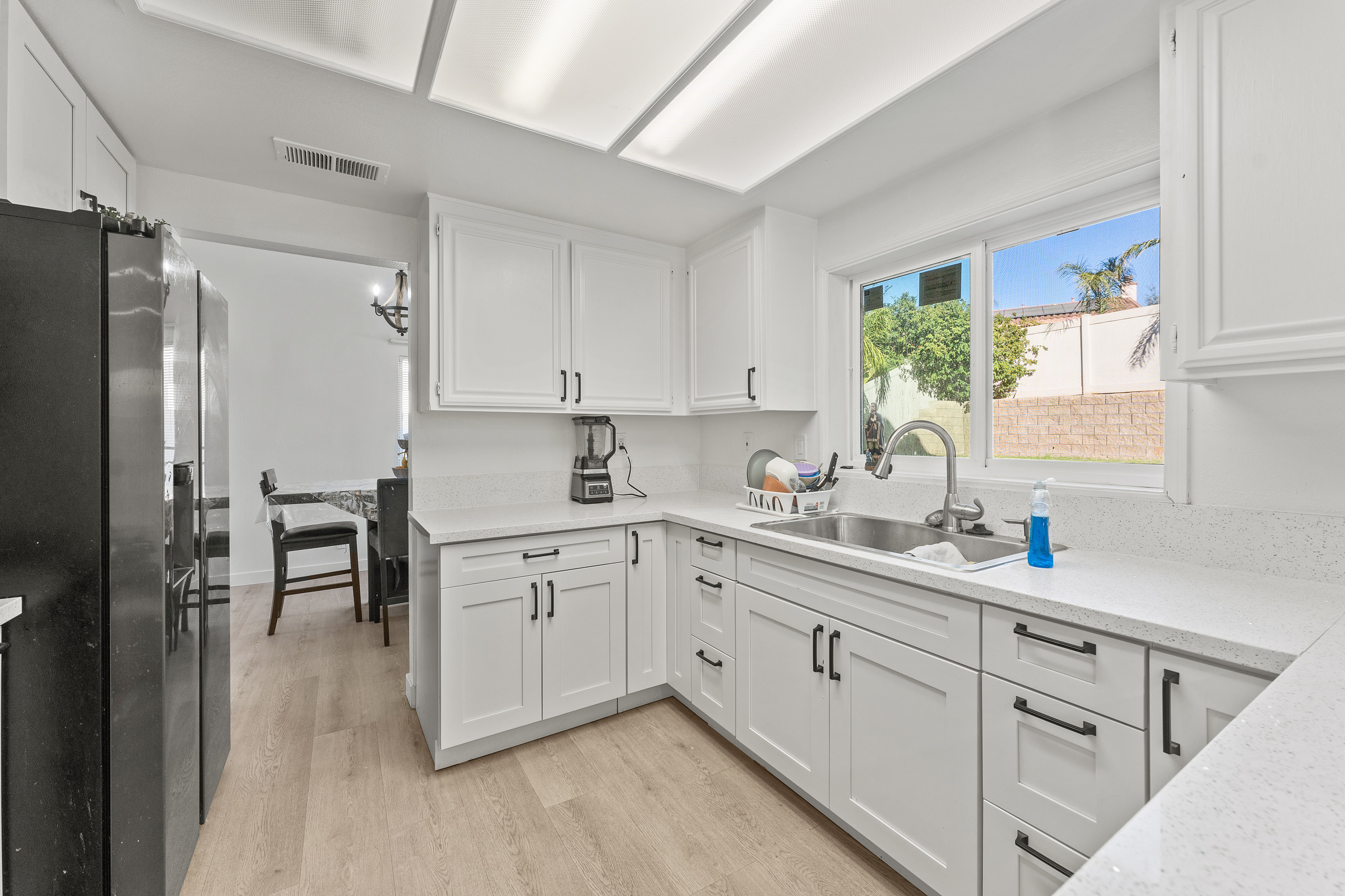 Moreno Valley, California, 92557, United States, 4 Bedrooms Bedrooms, ,4 BathroomsBathrooms,Residential,For Sale,1978053