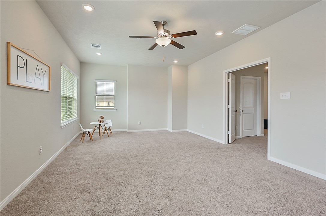 College Station, Texas, 77845, United States, 5 Bedrooms Bedrooms, ,4 BathroomsBathrooms,Residential,For Sale,1778847