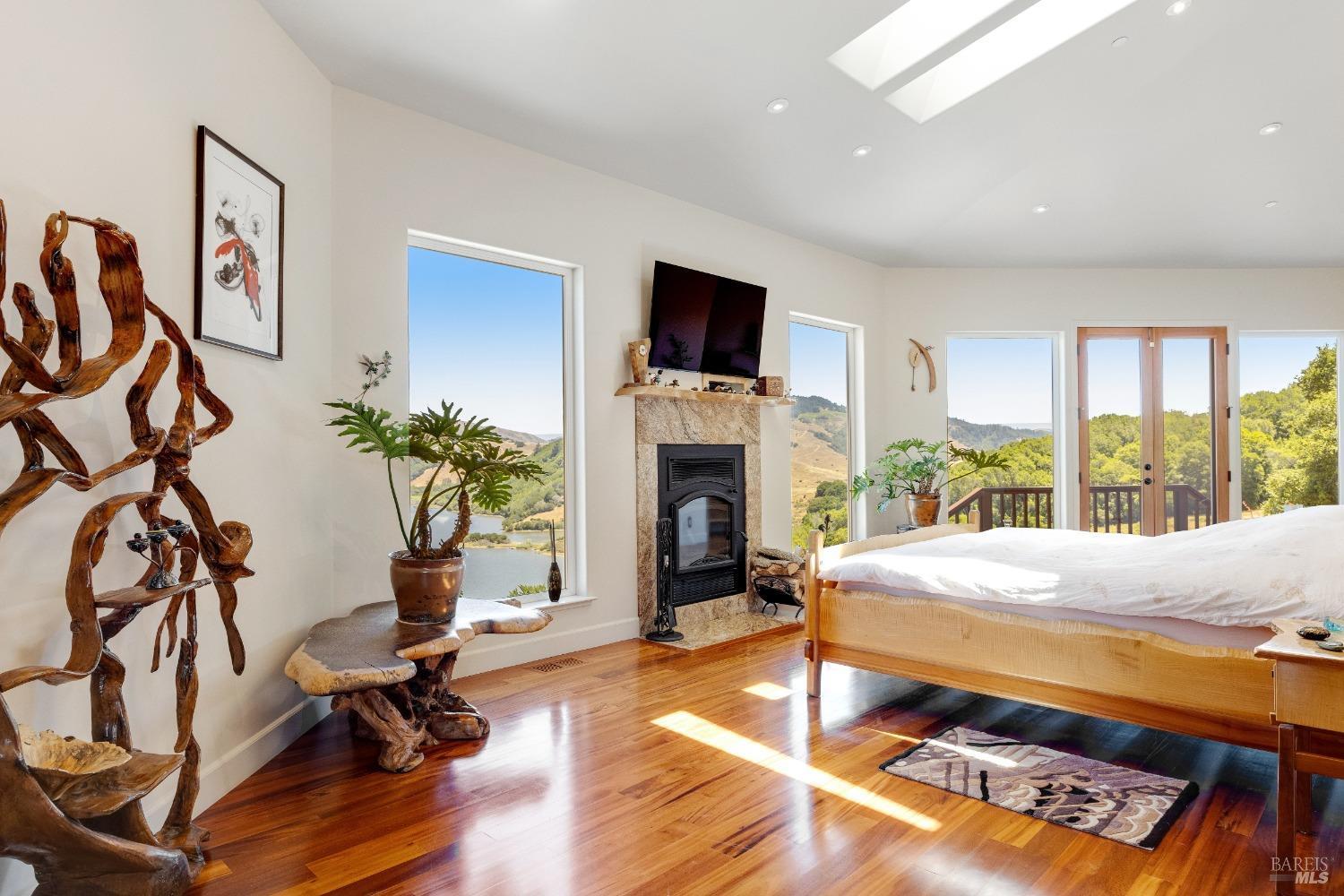 Nicasio, California, 94946, United States, 9 Bedrooms Bedrooms, ,6 BathroomsBathrooms,Residential,For Sale,1798262