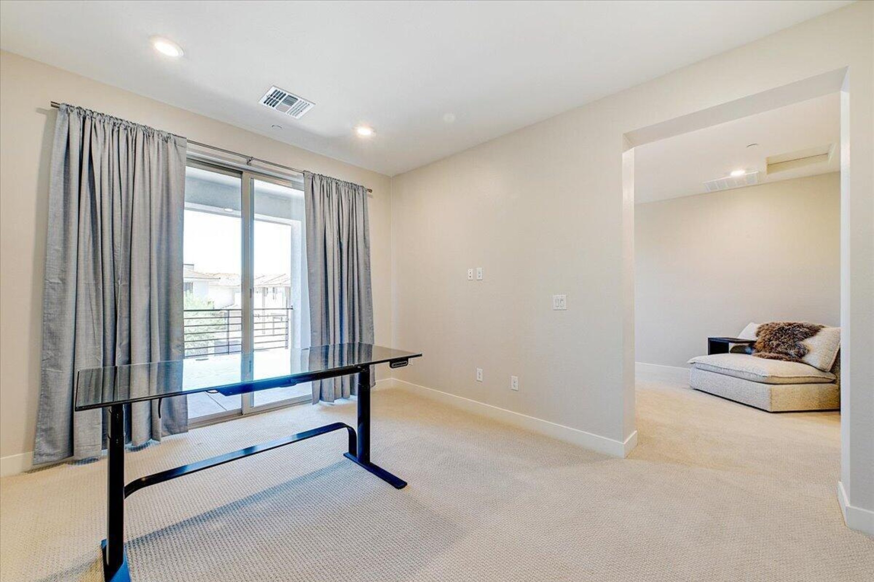  2121 W Sonoran Desert Drive  Phoenix, AZ - 物件實景