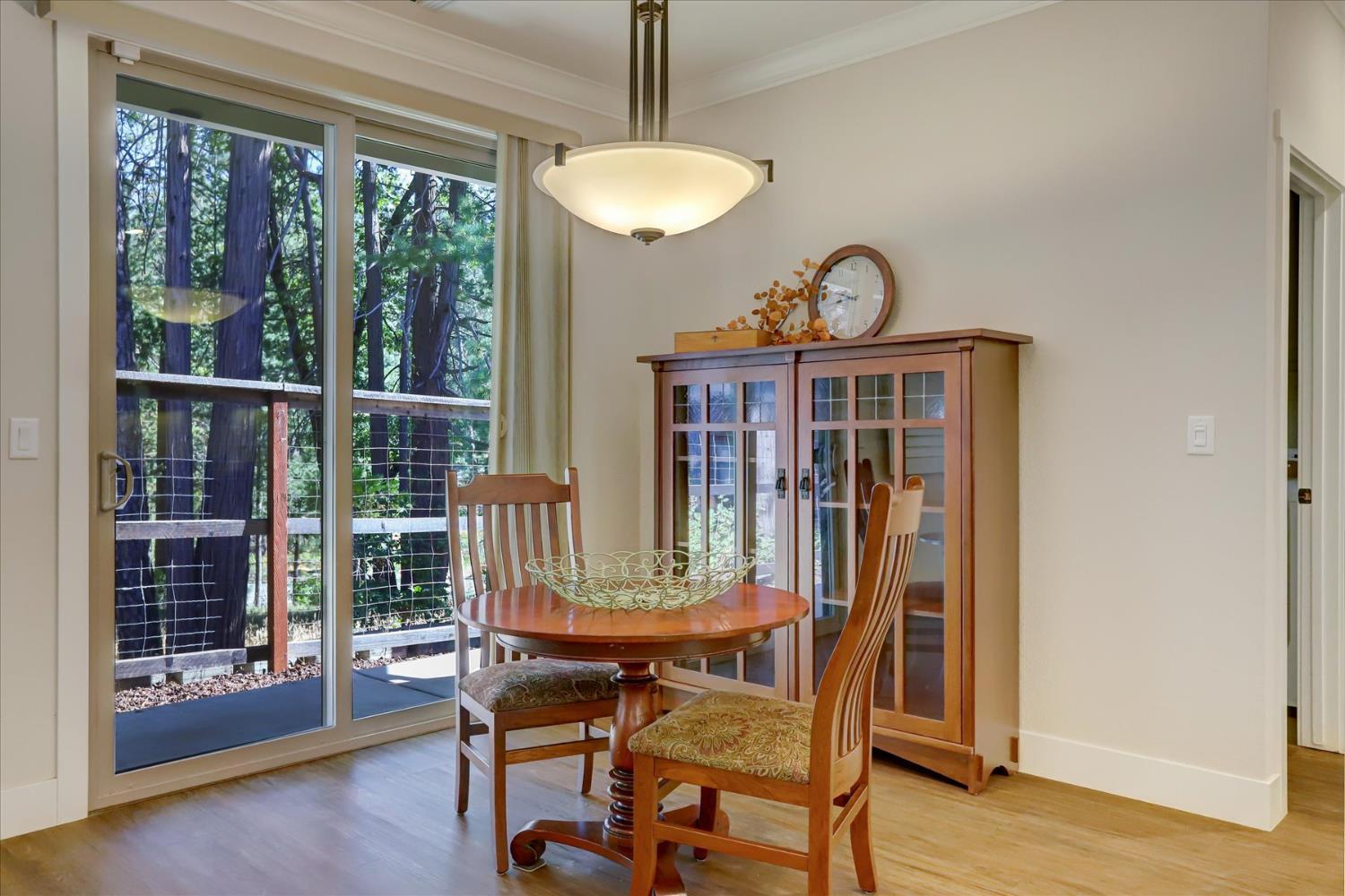 Grass Valley, California, 95945, United States, 4 Bedrooms Bedrooms, ,2 BathroomsBathrooms,Residential,For Sale,1937663