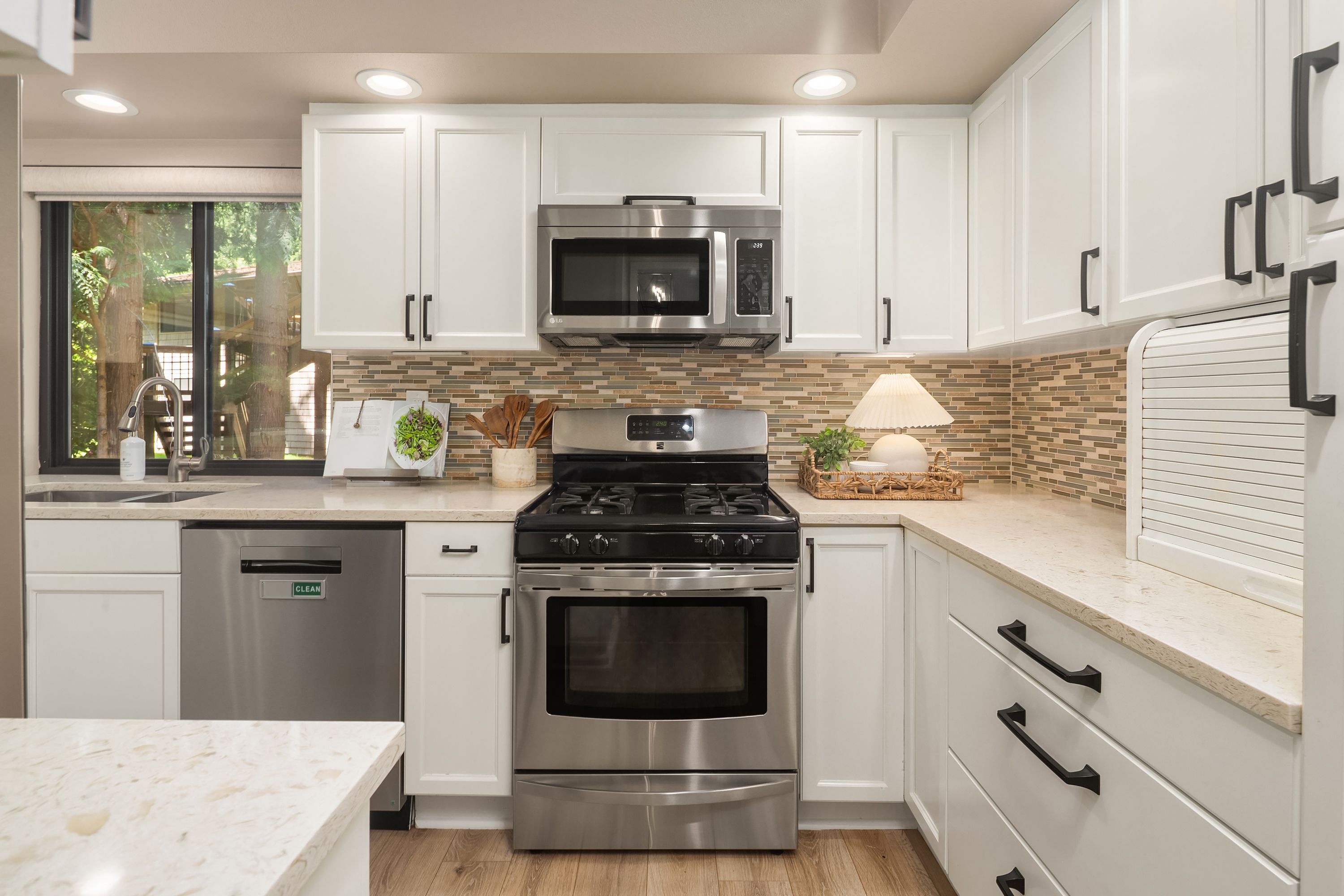  3415 211th Ave NE, Sammamish, WA 98074 - 物件實景