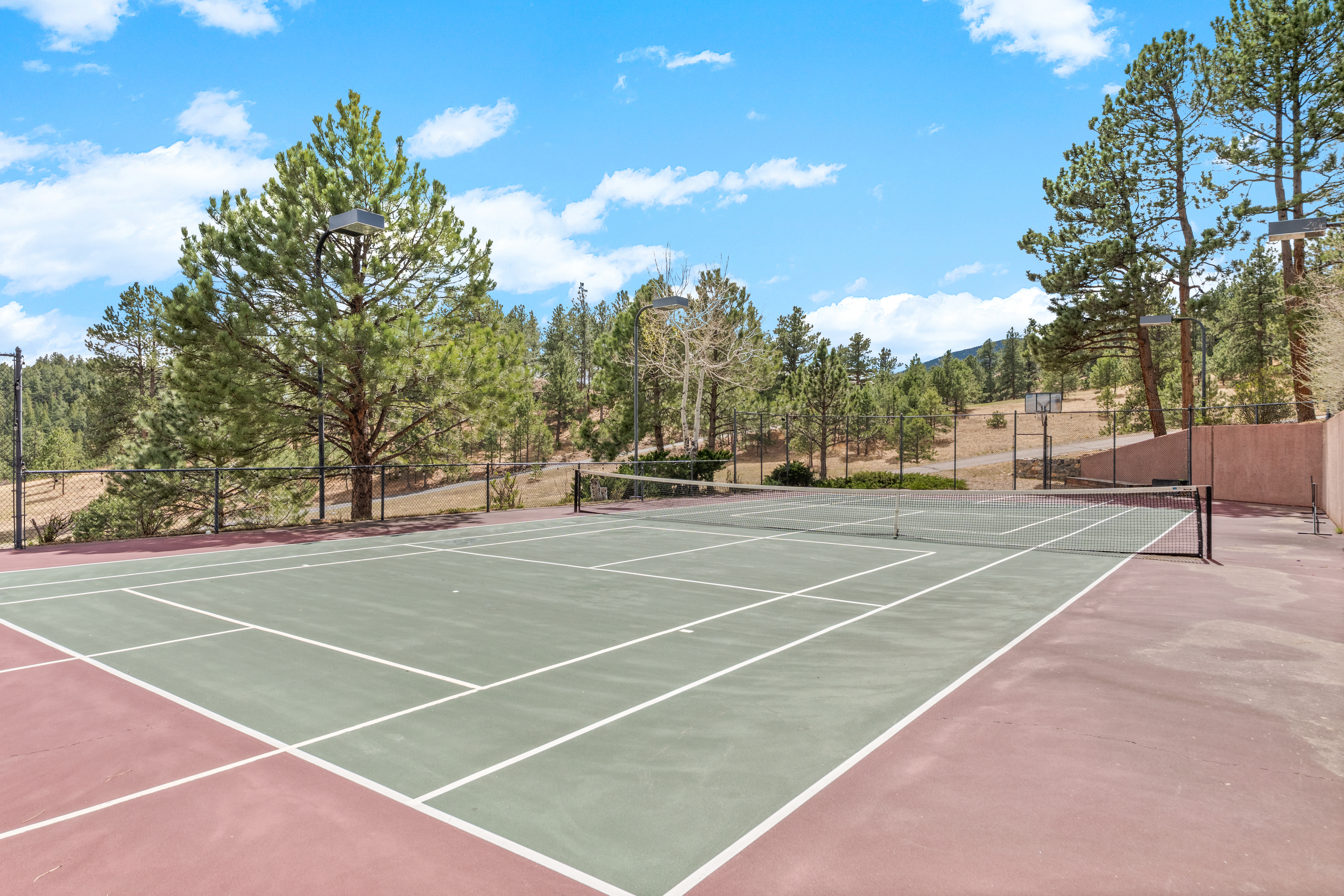  Exceptional Mountain Estate - 物件實景