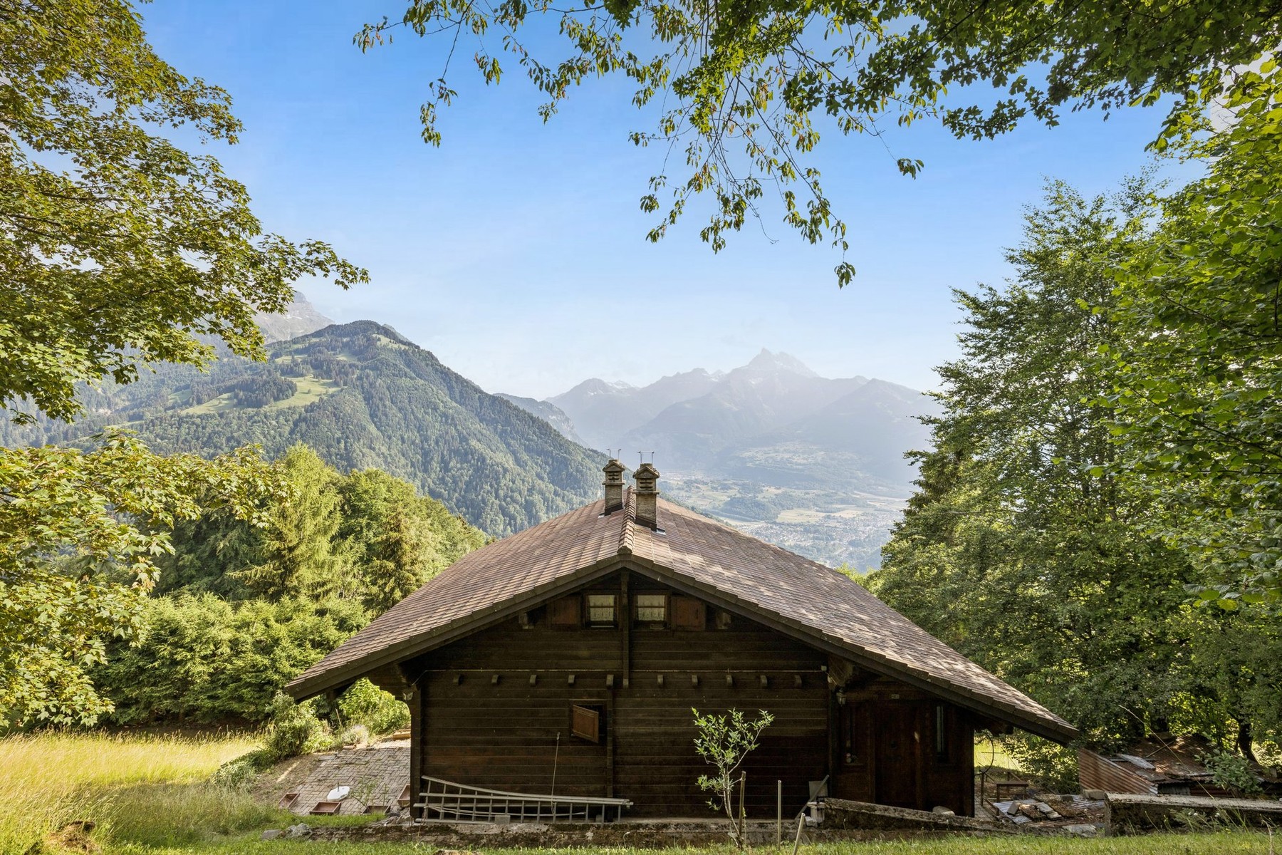  Traditional chalet in need of renovation in Gryon, with a view and a large garde - 物件實景