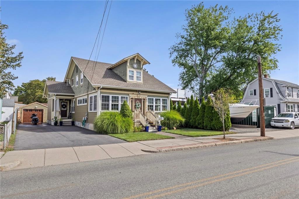 Pawtucket, Rhode Island, 02861, United States, 4 Bedrooms Bedrooms, ,2 BathroomsBathrooms,Residential,For Sale,2006296