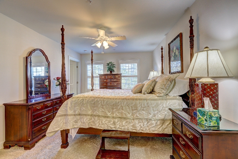 Williamsburg, Virginia, 23188, United States, 2 Bedrooms Bedrooms, ,4 BathroomsBathrooms,Residential,For Sale,1976349