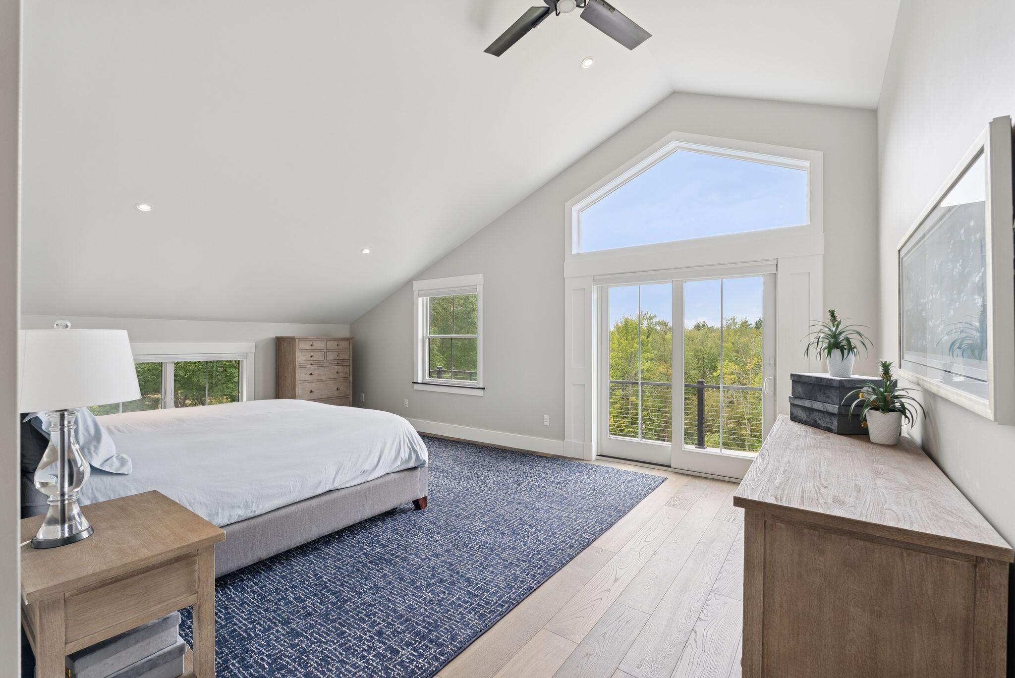 Falmouth, Maine, 04105, United States, 3 Bedrooms Bedrooms, ,4 BathroomsBathrooms,Residential,For Sale,1975511