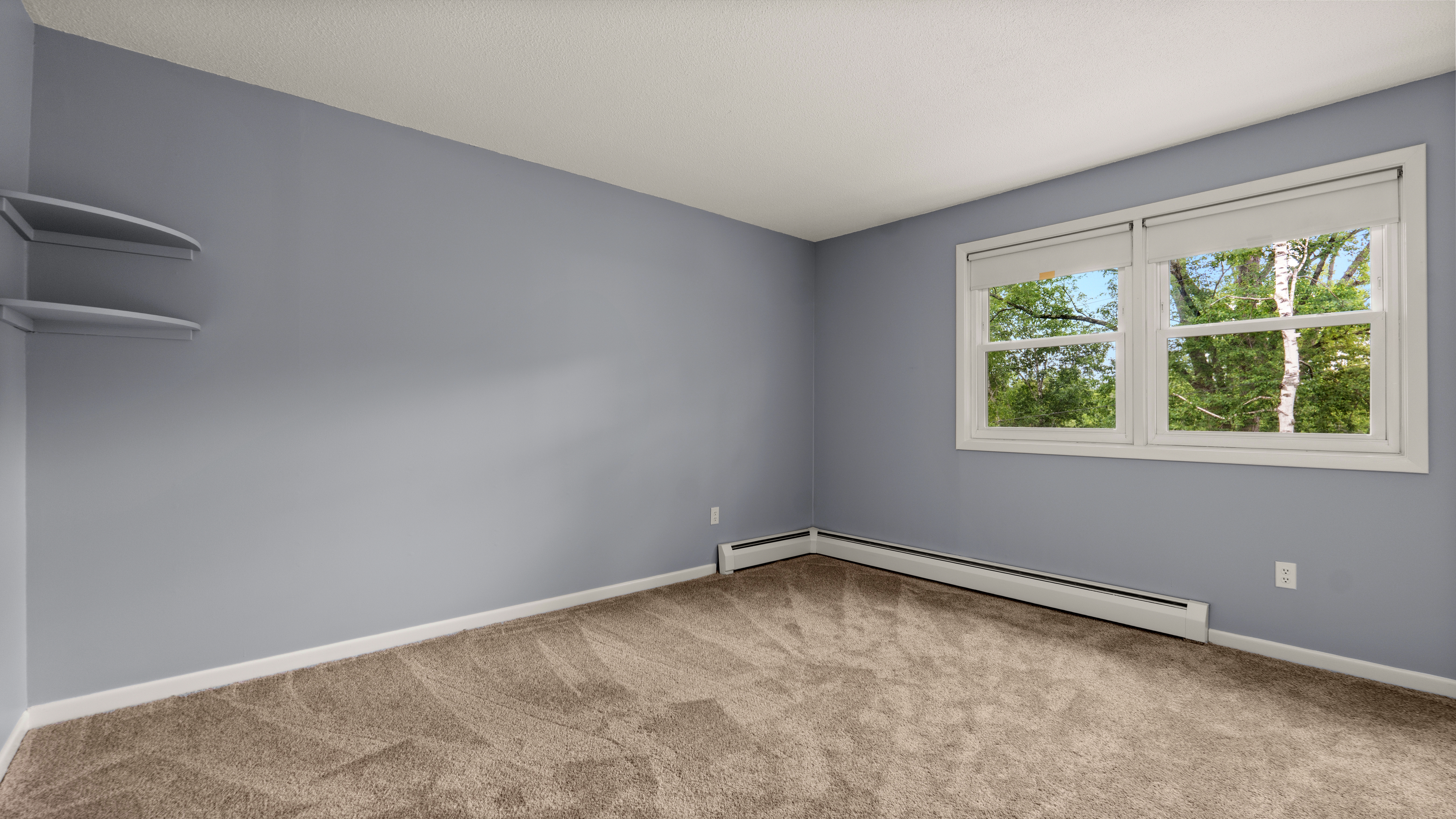  Convenient Lenox Condo - 物件實景
