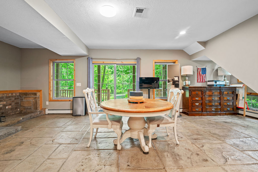Marengo, Ohio, 43334, United States, 5 Bedrooms Bedrooms, ,3 BathroomsBathrooms,Residential,For Sale,2048859