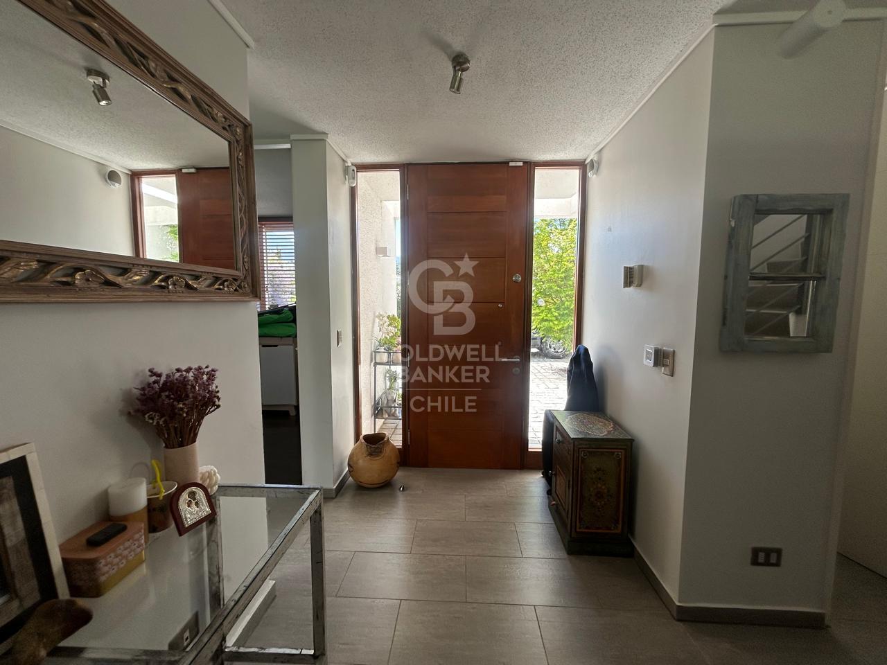 Lo Barnechea, Chile, 4 Bedrooms Bedrooms, ,3 BathroomsBathrooms,Residential,For Sale,1957290