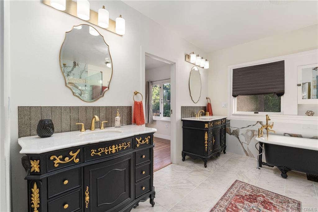 Redlands, California, 92373, United States, 5 Bedrooms Bedrooms, ,4 BathroomsBathrooms,Residential,For Sale,1810586