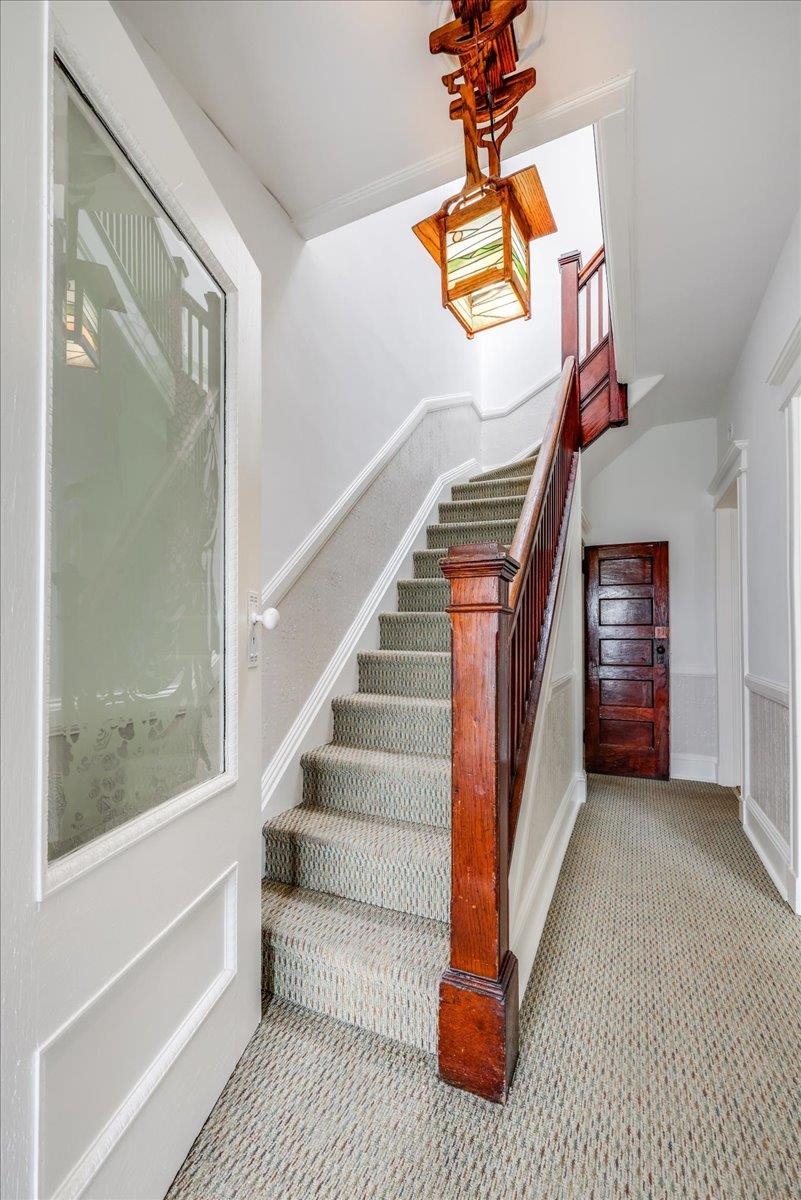 Jersey City, New Jersey, 07307, United States, 5 Bedrooms Bedrooms, ,2 BathroomsBathrooms,Residential,For Sale,1988239