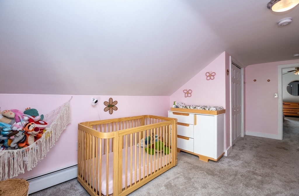 Salem, Massachusetts, 01970, United States, 3 Bedrooms Bedrooms, ,2 BathroomsBathrooms,Residential,For Sale,1990953