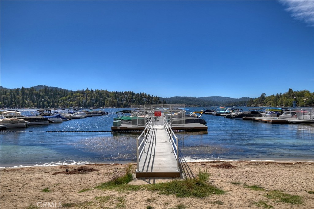 Lake Arrowhead, California, 92352, United States, 3 Bedrooms Bedrooms, ,1 BathroomBathrooms,Residential,For Sale,1988243