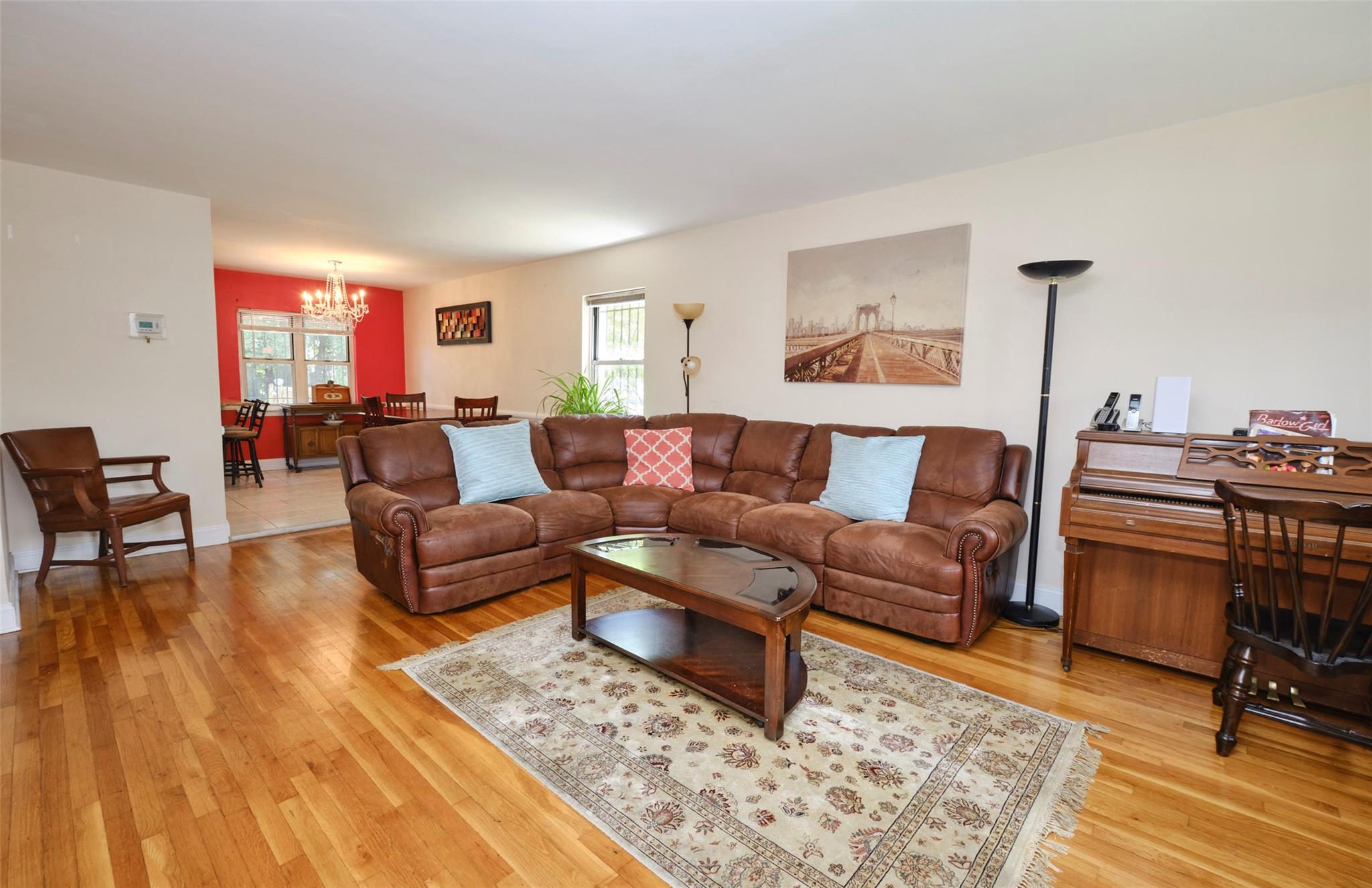 Bronx, New York, 10469, United States, 3 Bedrooms Bedrooms, ,3 BathroomsBathrooms,Residential,For Sale,1907076