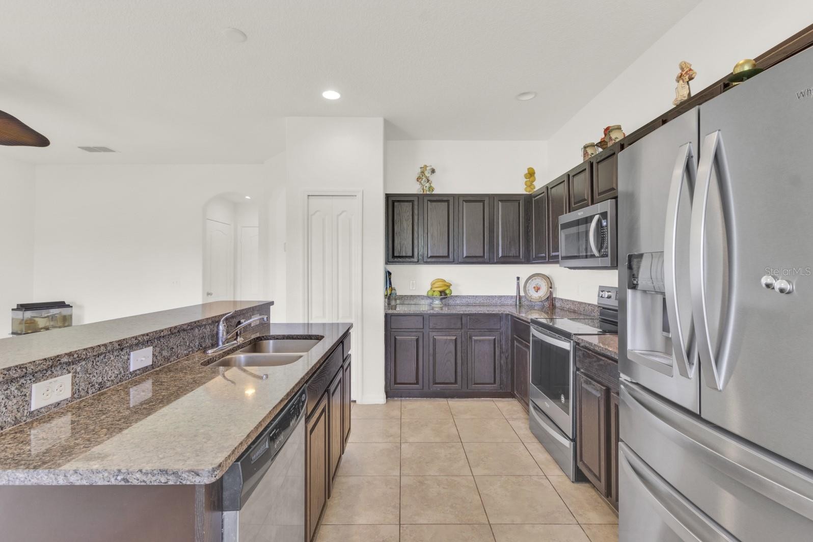 ORLANDO, Florida, 32824, United States, 4 Bedrooms Bedrooms, ,3 BathroomsBathrooms,Residential,For Sale,1879509