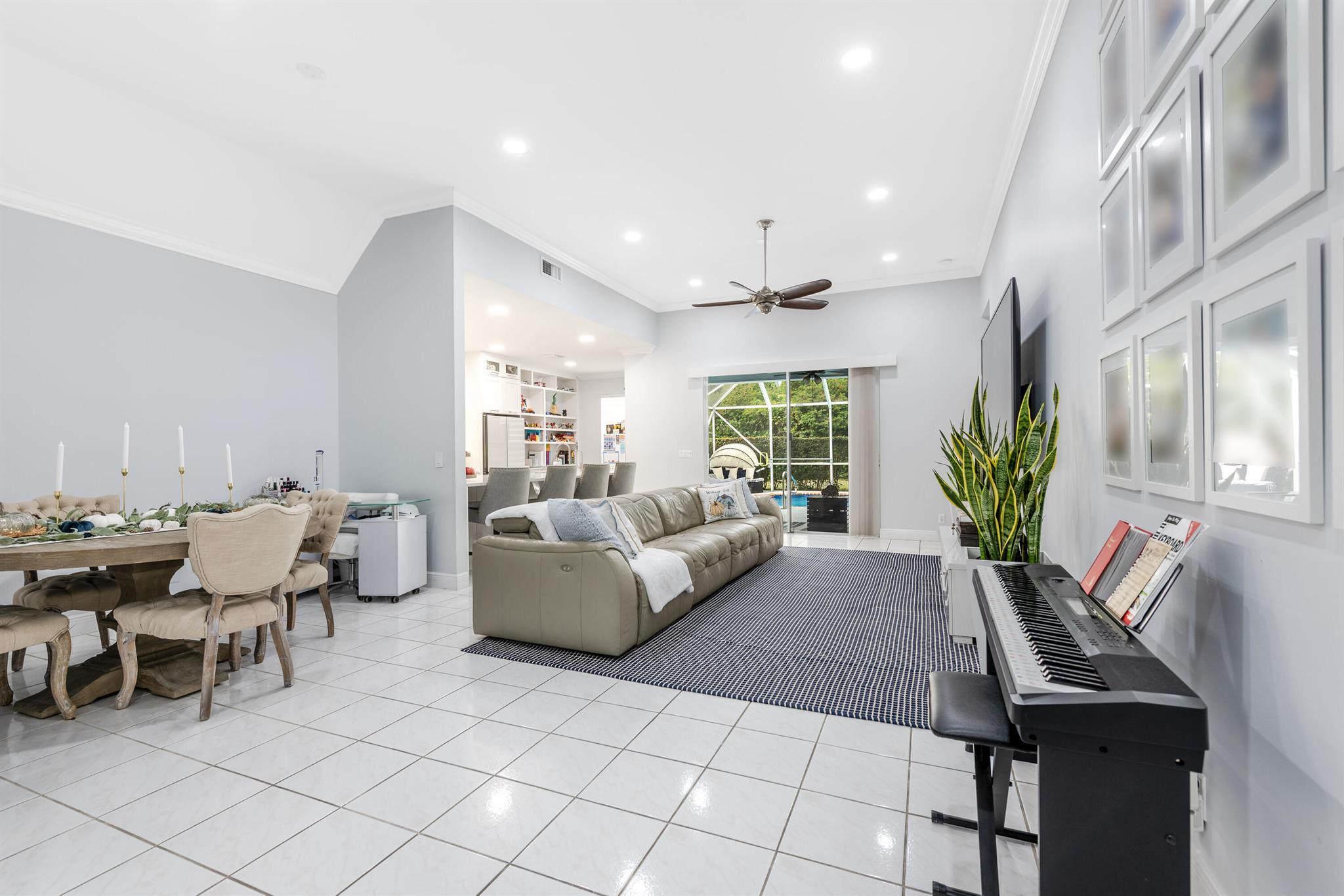 Greenacres, Florida, 33413, United States, 3 Bedrooms Bedrooms, ,2 BathroomsBathrooms,Residential,For Sale,1998003