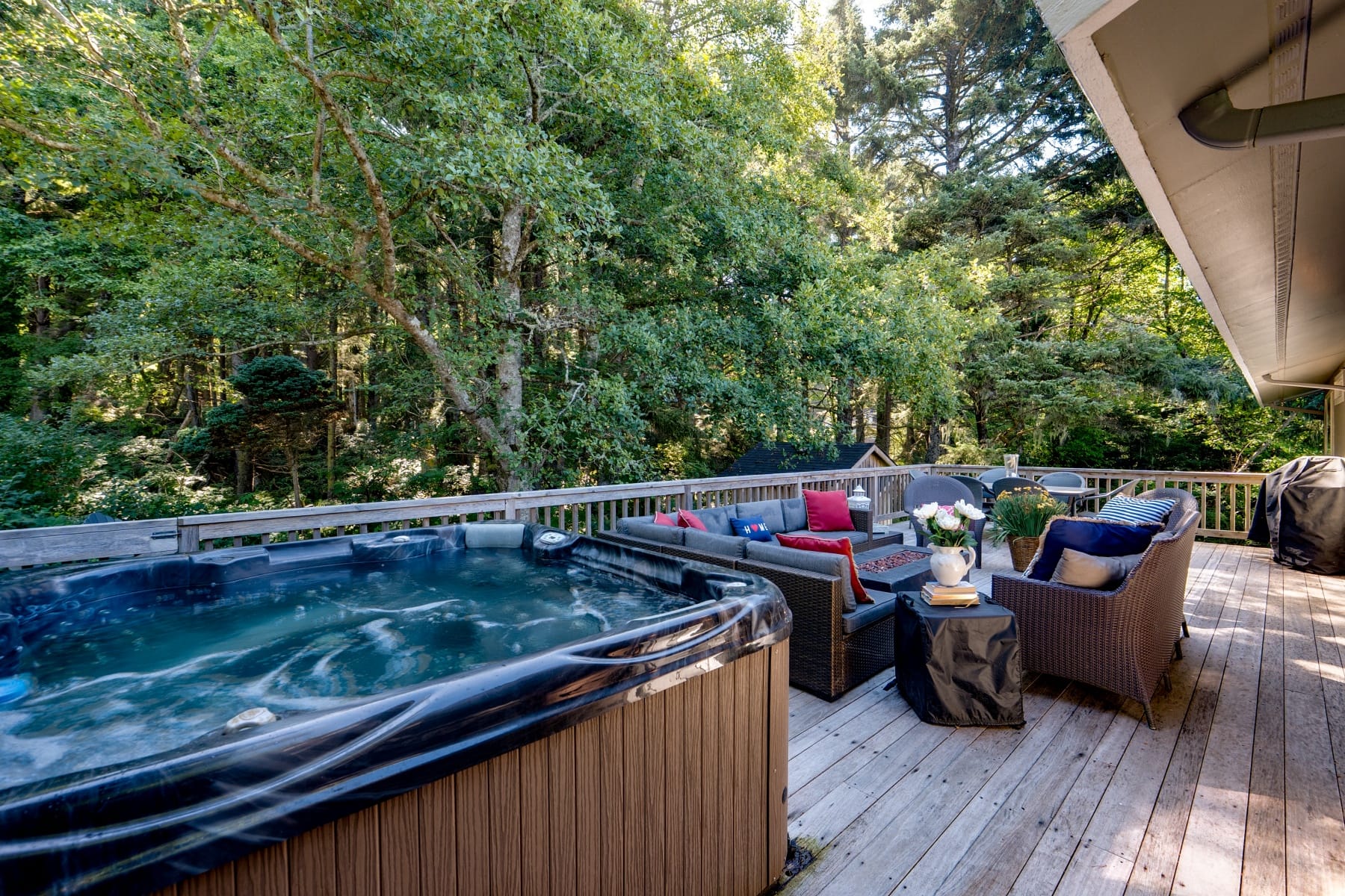  2631 S HEMLOCK ST Cannon Beach, OR 97110 - 物件實景