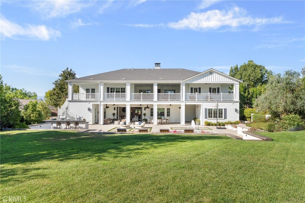 Redlands, California, 92373, United States, 5 Bedrooms Bedrooms, ,6 BathroomsBathrooms,Residential,For Sale,1984155