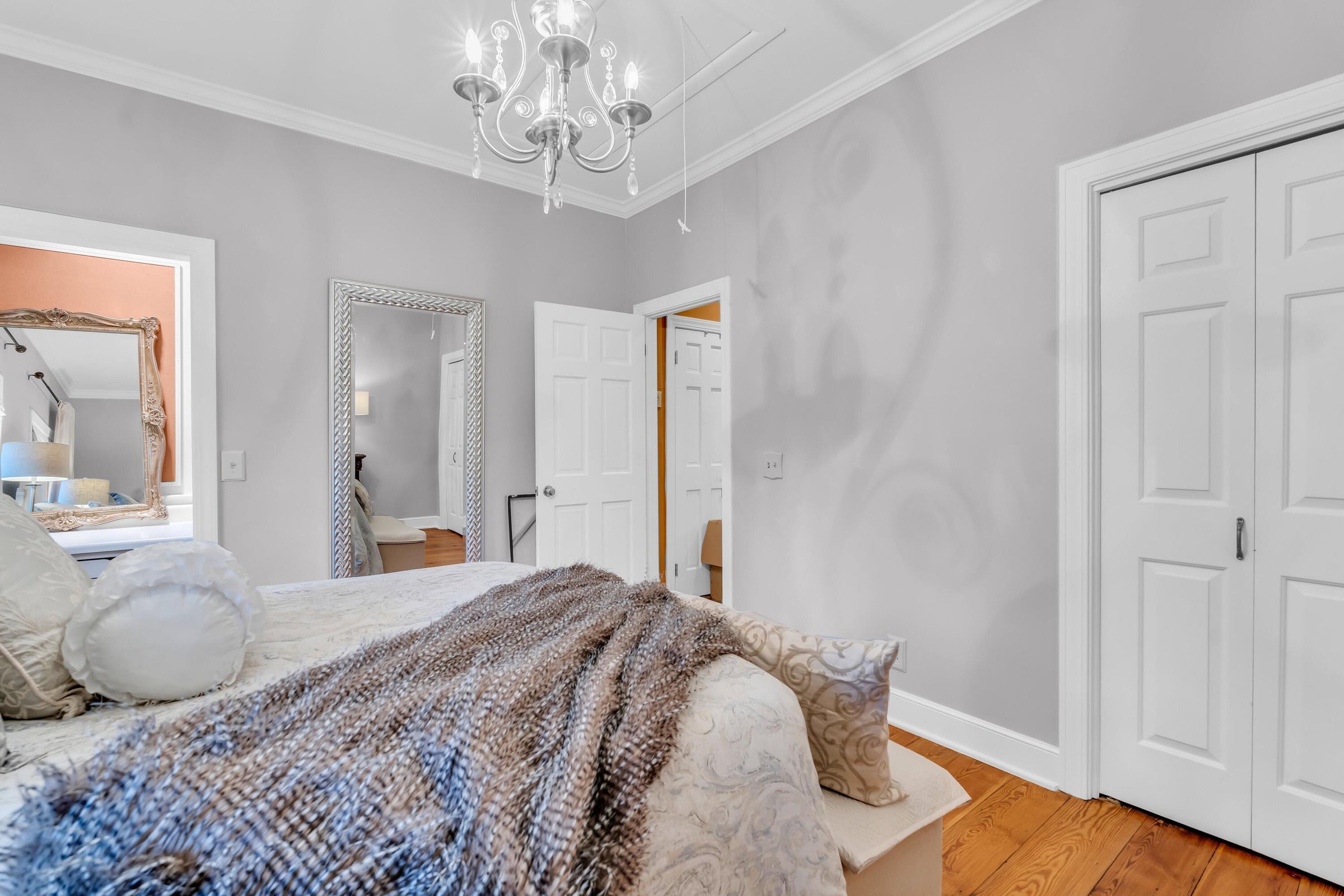 Columbus, Mississippi, 39705, United States, 4 Bedrooms Bedrooms, ,4 BathroomsBathrooms,Residential,For Sale,1976327