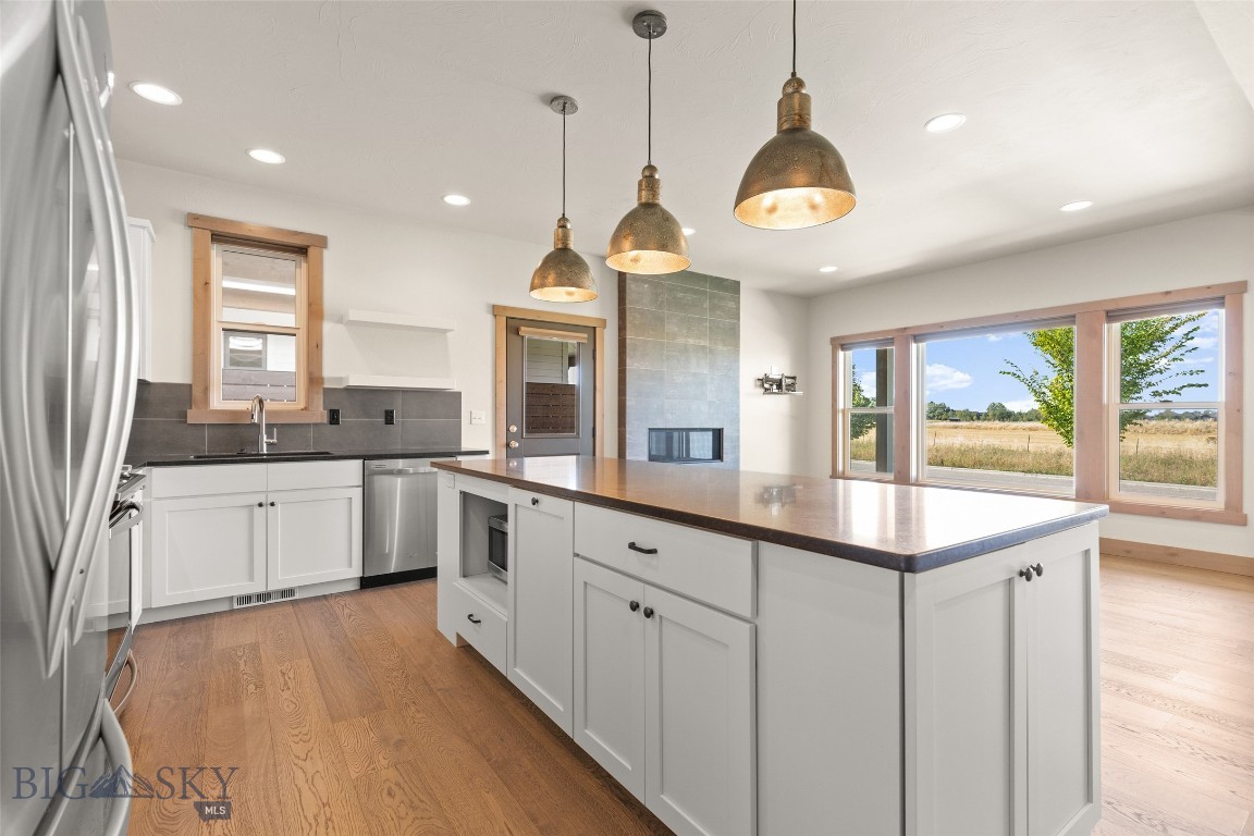 Bozeman, Montana, 59715, United States, 3 Bedrooms Bedrooms, ,3 BathroomsBathrooms,Residential,For Sale,1821481